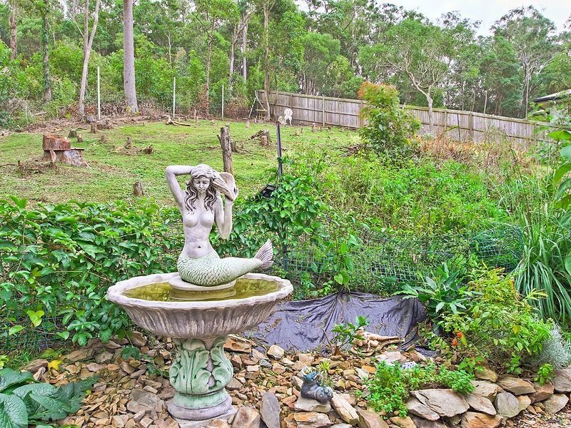 18 Breeze Ct, Mount Warren Park QLD 4207