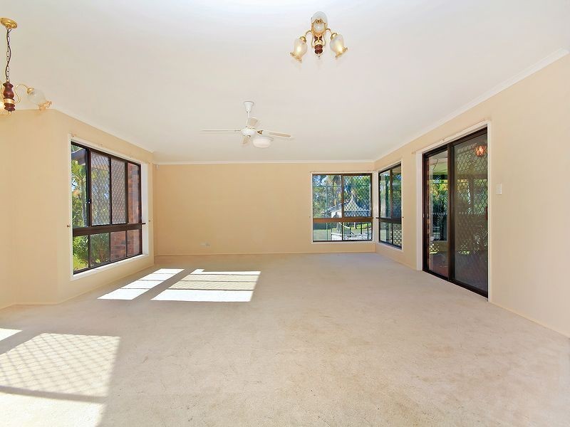 2/53 Ivanhoe Drive, Edens Landing QLD 4207
