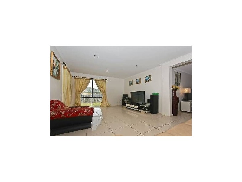 44 Mountain View Crescent, Mount Warren Park QLD 4207