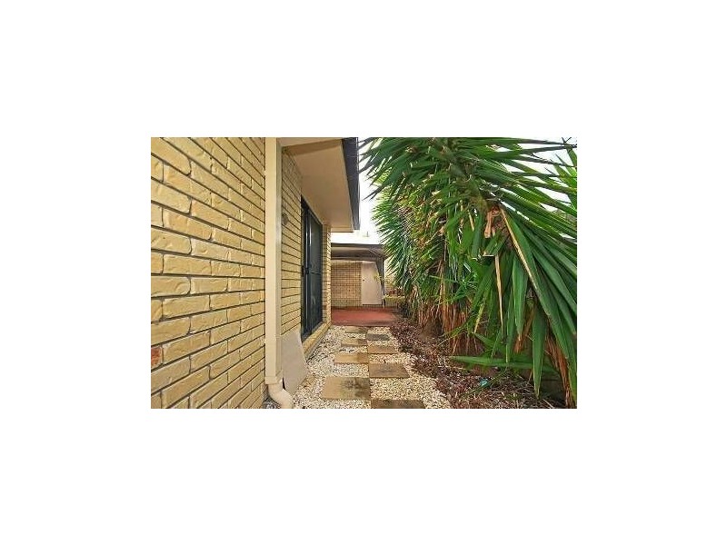 44 Mountain View Crescent, Mount Warren Park QLD 4207