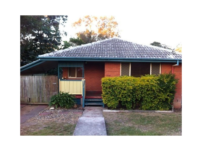 2 Roebuck Avenue, Eagleby QLD 4207