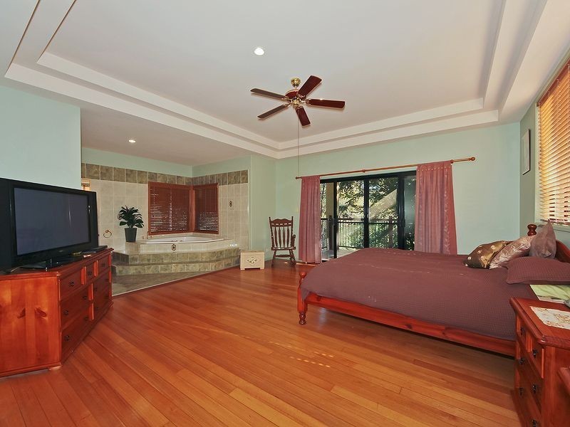 26 Helen -Louise Court, Buccan QLD 4207
