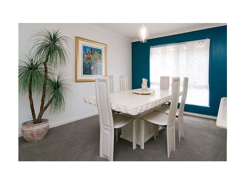 74 Mossman Pde, Waterford QLD 4133