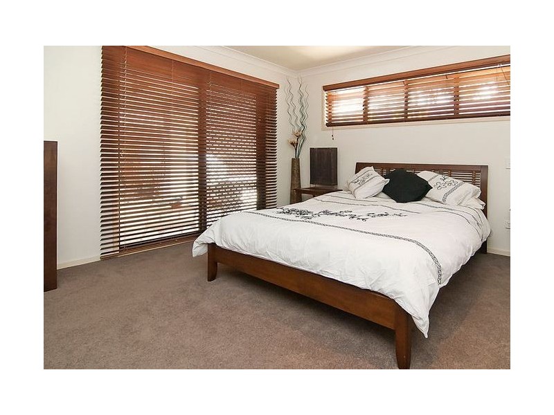 74 Mossman Pde, Waterford QLD 4133