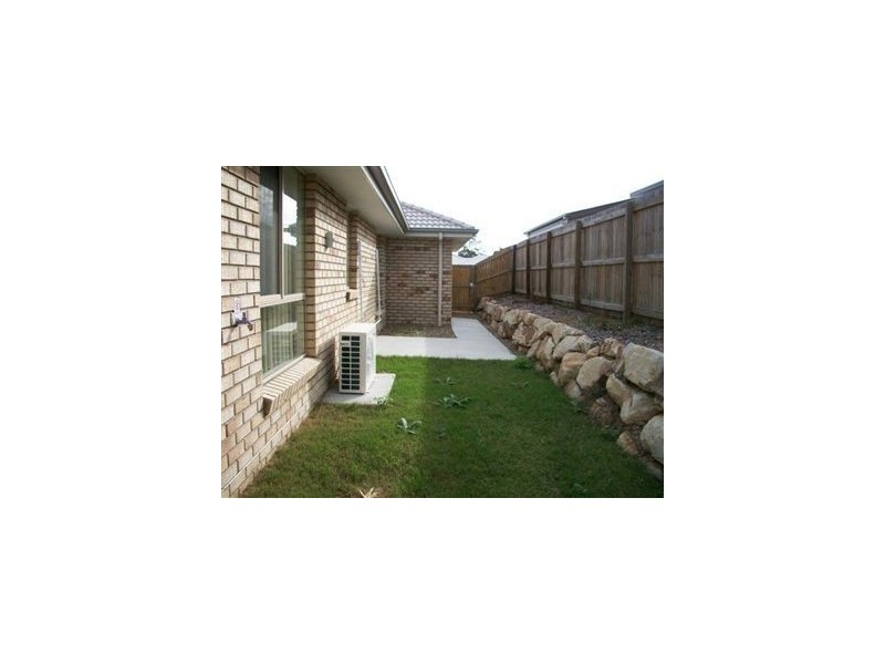 52 Pepper Tree Drive, Holmview QLD 4207