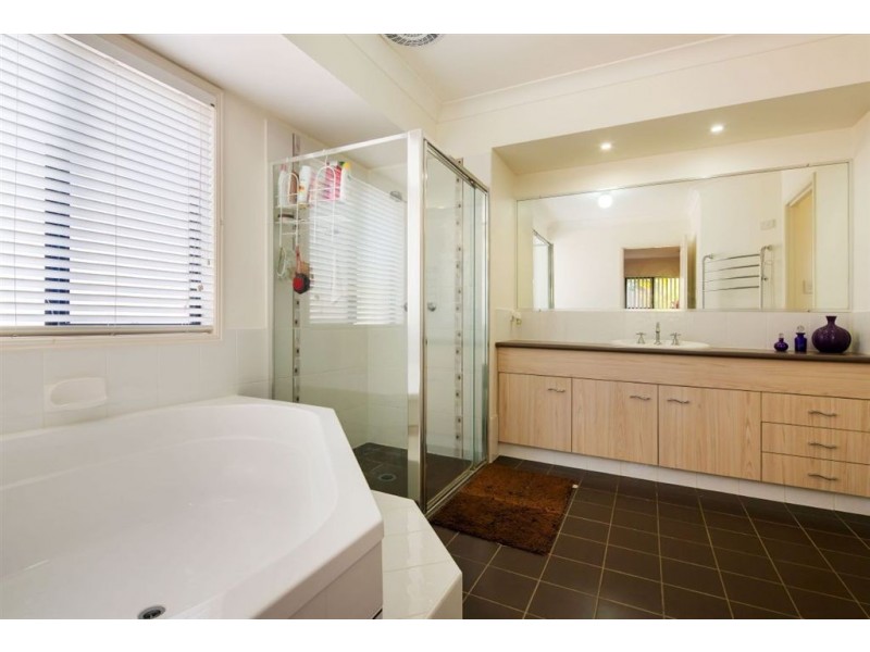 4 Jondaryan Street, Ormeau QLD 4208