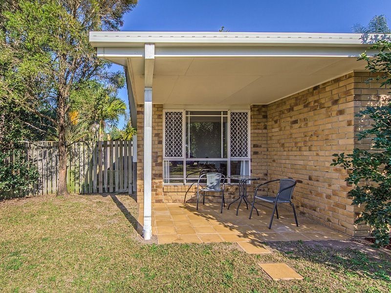 12 Houdini Tce, Edens Landing QLD 4207