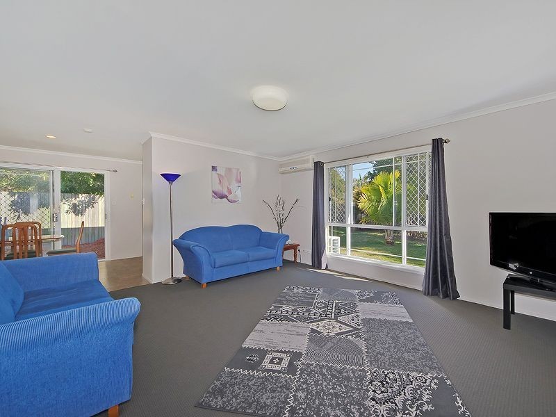 12 Houdini Tce, Edens Landing QLD 4207