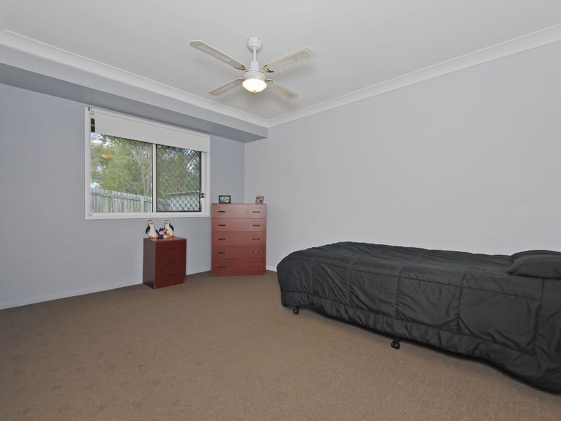 8 Kummara Road, Edens Landing QLD 4207