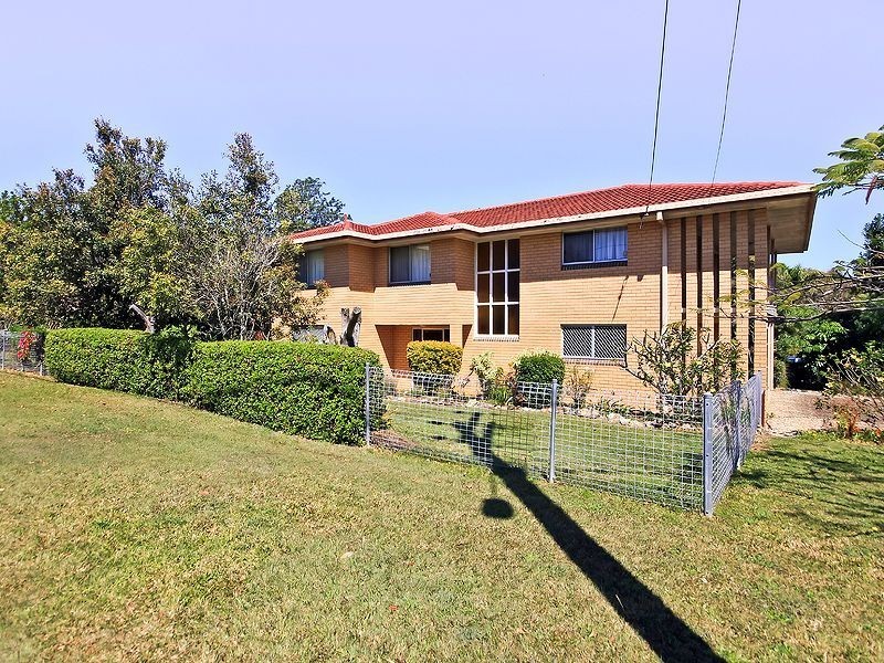 11 Curlew Cr, Eagleby QLD 4207