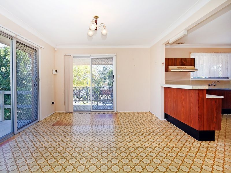 11 Curlew Cr, Eagleby QLD 4207