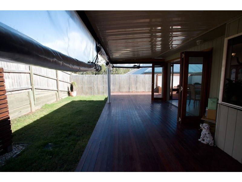 7 Benarkin Close, Waterford QLD 4133