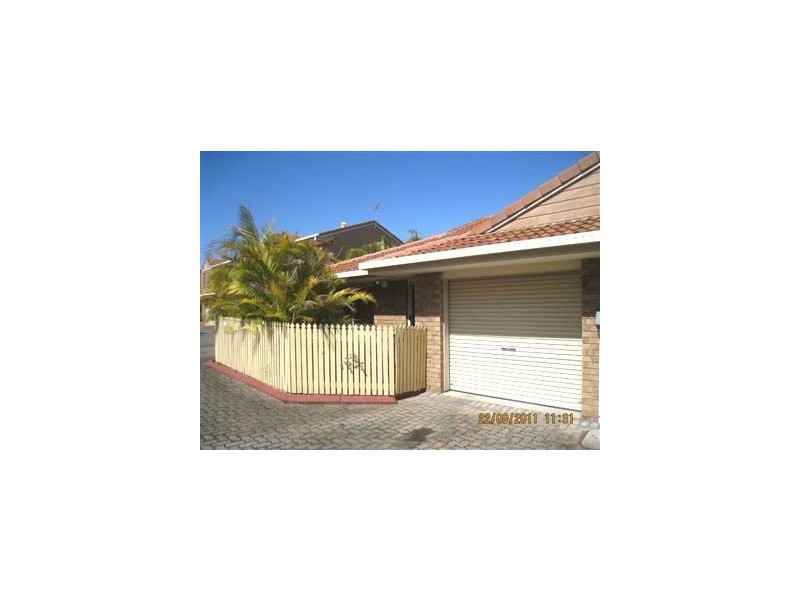13/24 Pine avenue, Beenleigh QLD 4207