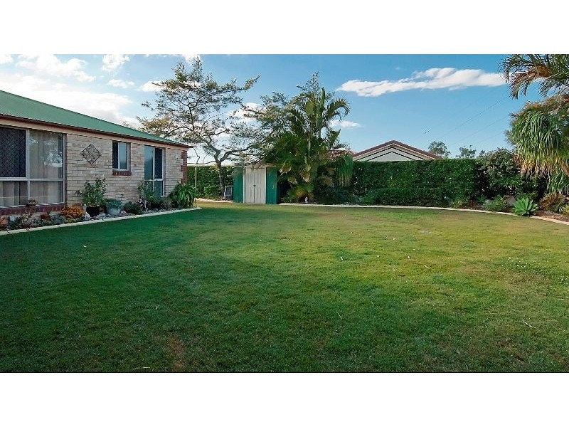 2 Wilhelm Drive, Windaroo QLD 4207