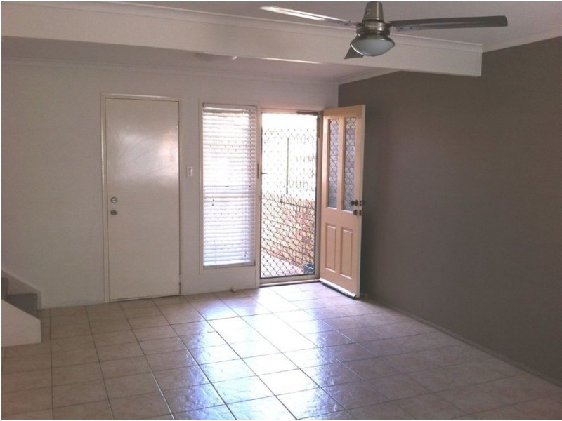 18/15 Pine Avenue, Beenleigh QLD 4207