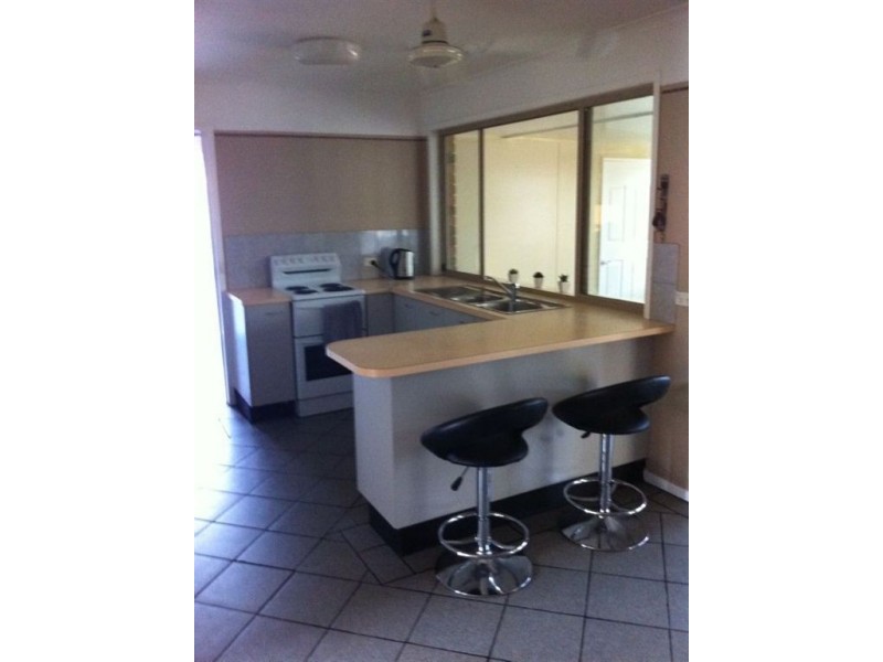 12 Whiteman Street, Crestmead QLD 4132