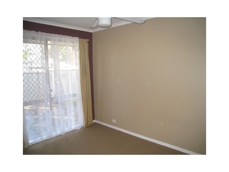 12 Whiteman Street, Crestmead QLD 4132