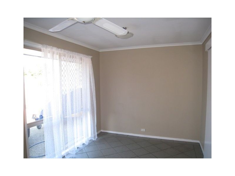 12 Whiteman Street, Crestmead QLD 4132