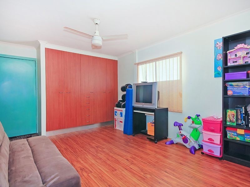 15 Parliament Street, Bethania QLD 4205