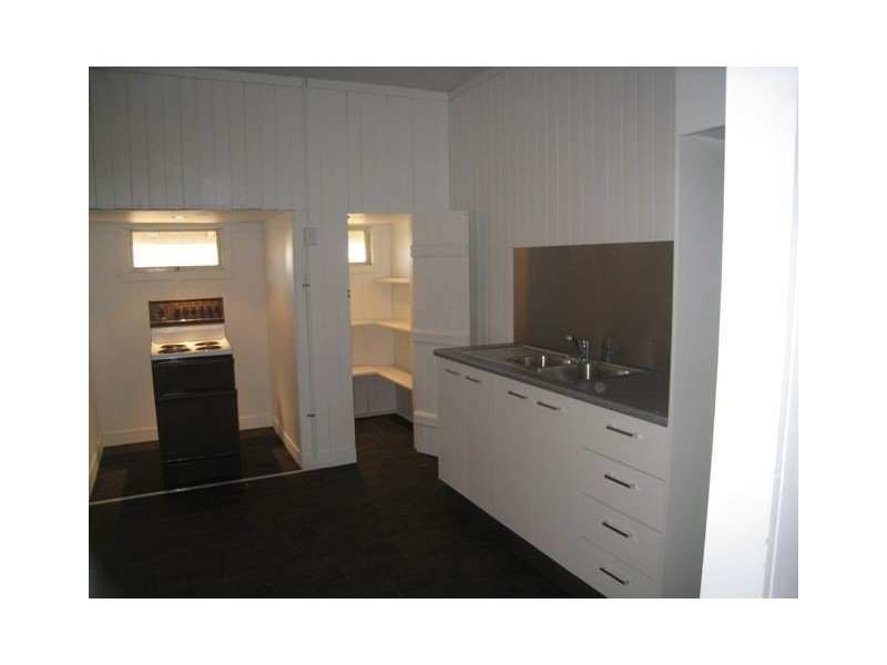 84 Kent Street, Beenleigh QLD 4207