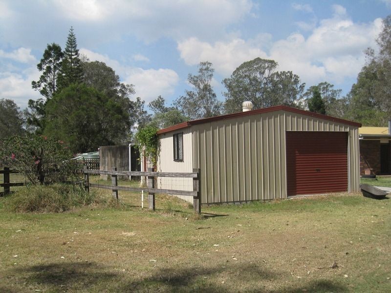 1 Warner Road, Chambers Flat QLD 4133