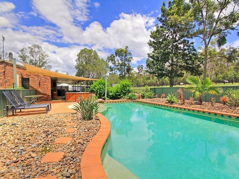 233 Quinzeh Creek Road, Logan Village QLD 4207