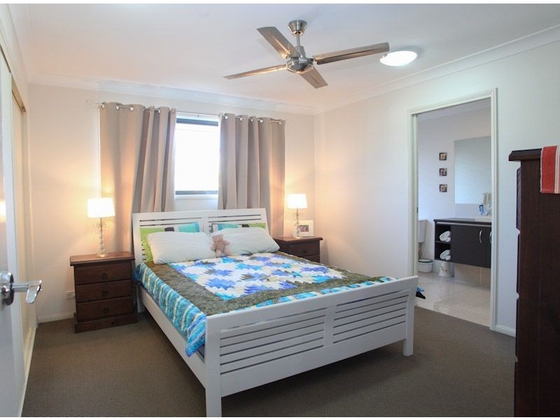 14 Coalstoun Crossing, Waterford QLD 4133