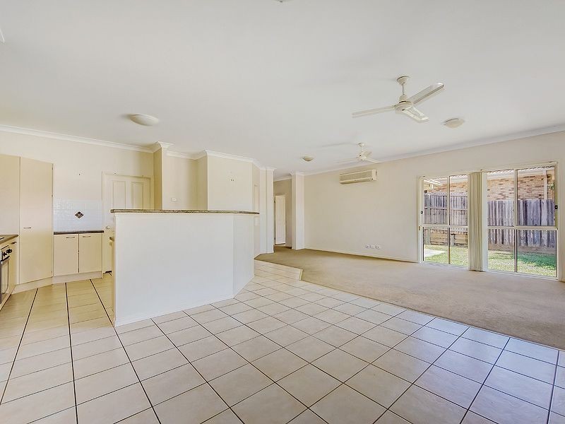 13 Holliday Dr, Edens Landing QLD 4207