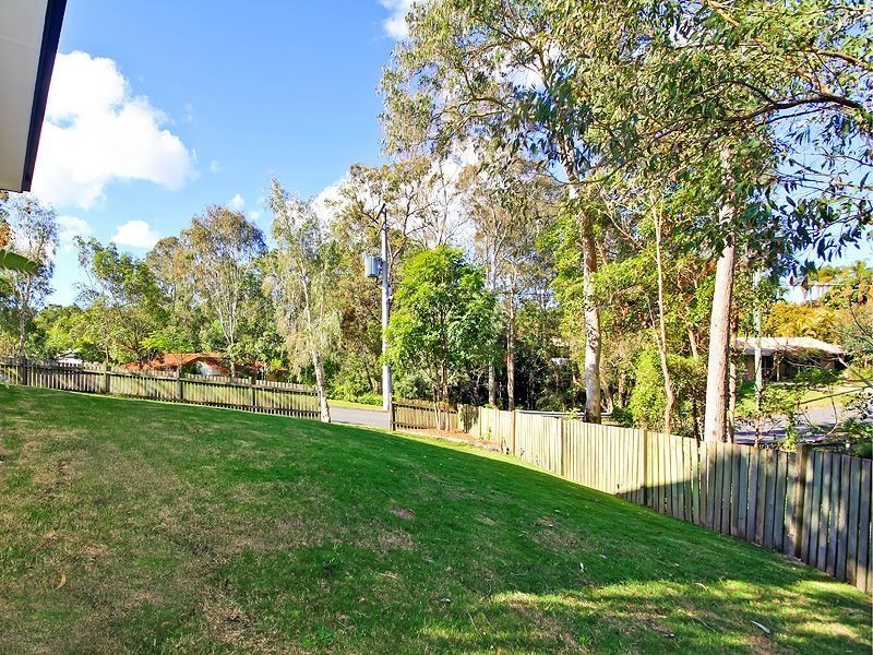 2 Salomon Court, Beenleigh QLD 4207