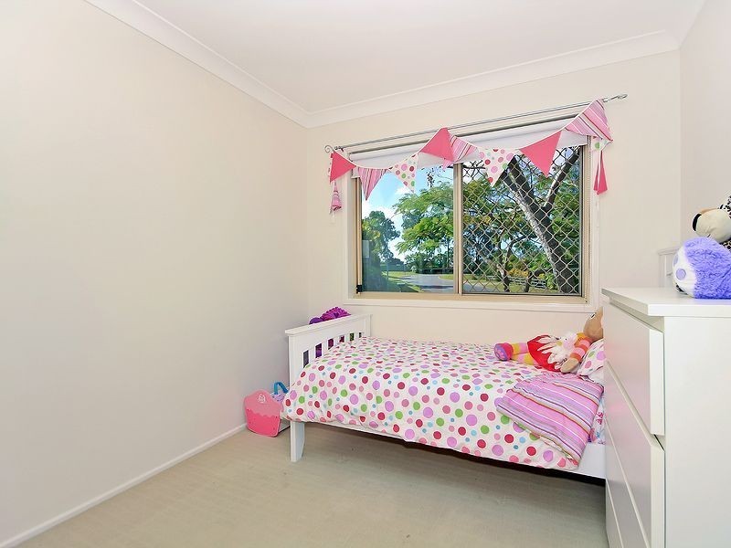 2 Salomon Court, Beenleigh QLD 4207