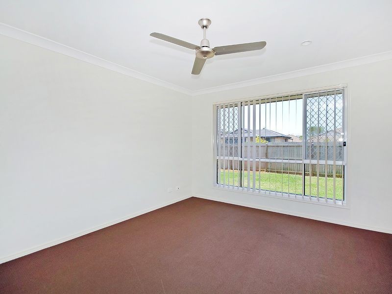 31 Ernestine Cct, Eagleby QLD 4207