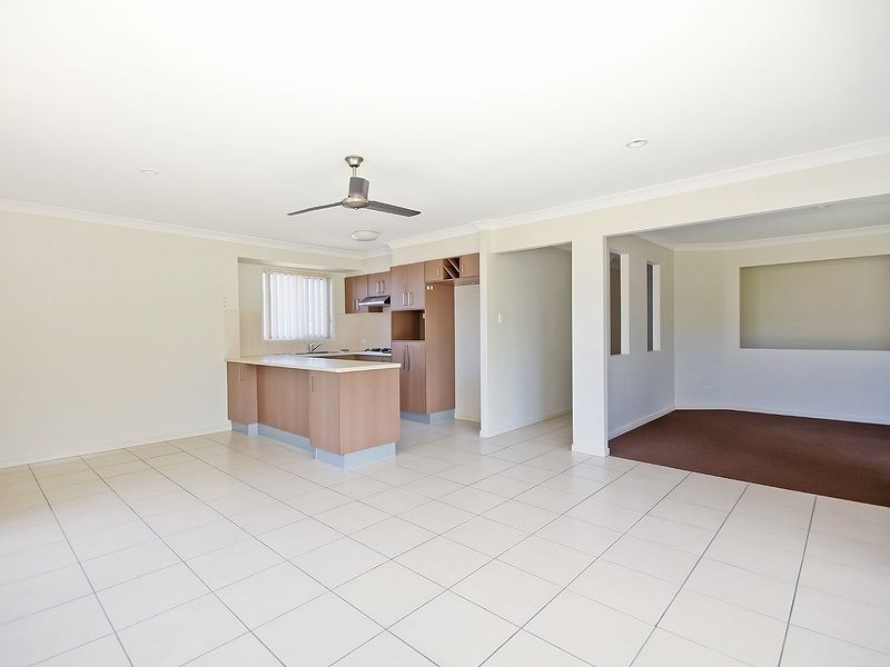 31 Ernestine Cct, Eagleby QLD 4207