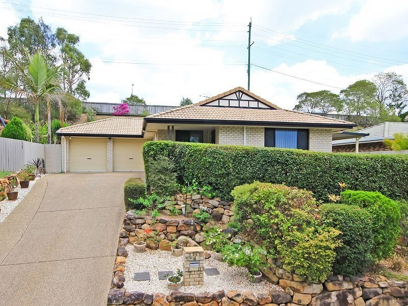 17 Chatfield St, Edens Landing QLD 4207