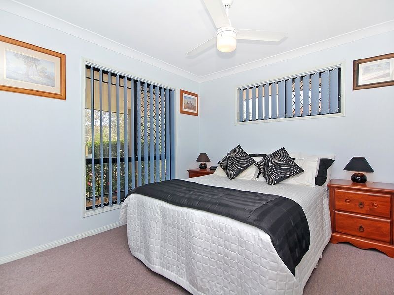 17 Chatfield St, Edens Landing QLD 4207
