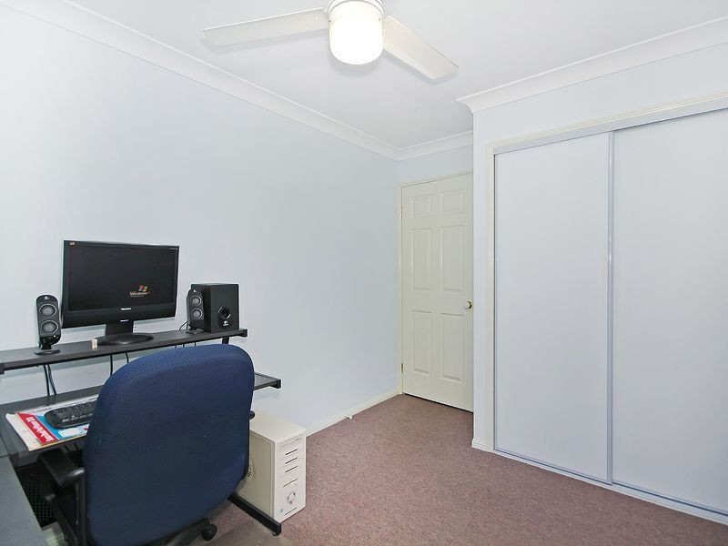 17 Chatfield St, Edens Landing QLD 4207