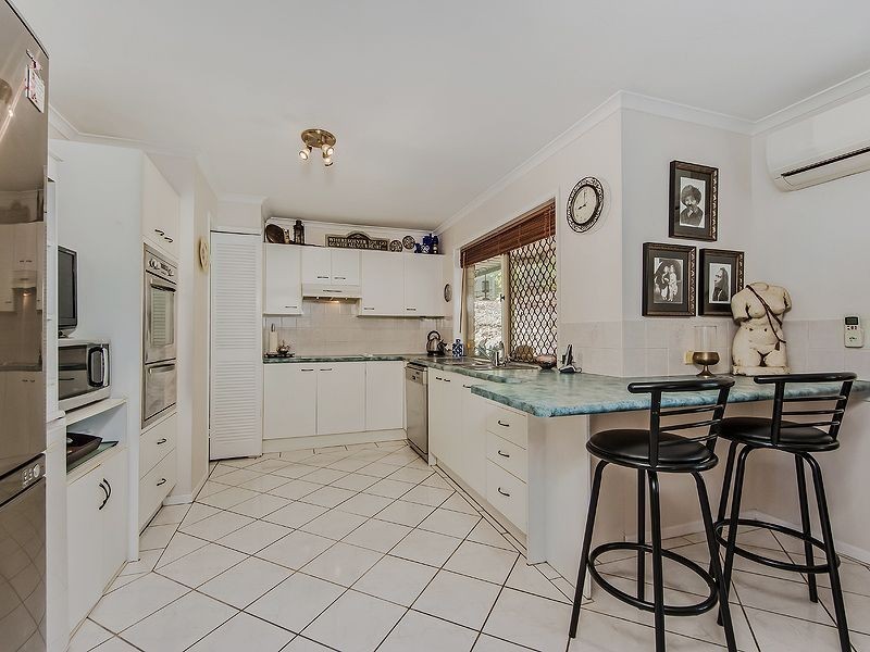 Edens Landing QLD 4207