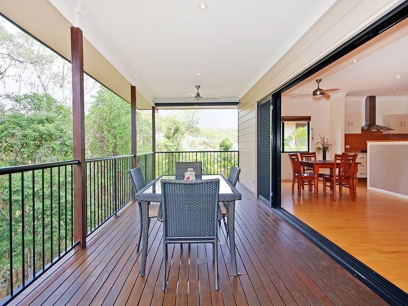15 Lagovista Terrace, Bahrs Scrub QLD 4207
