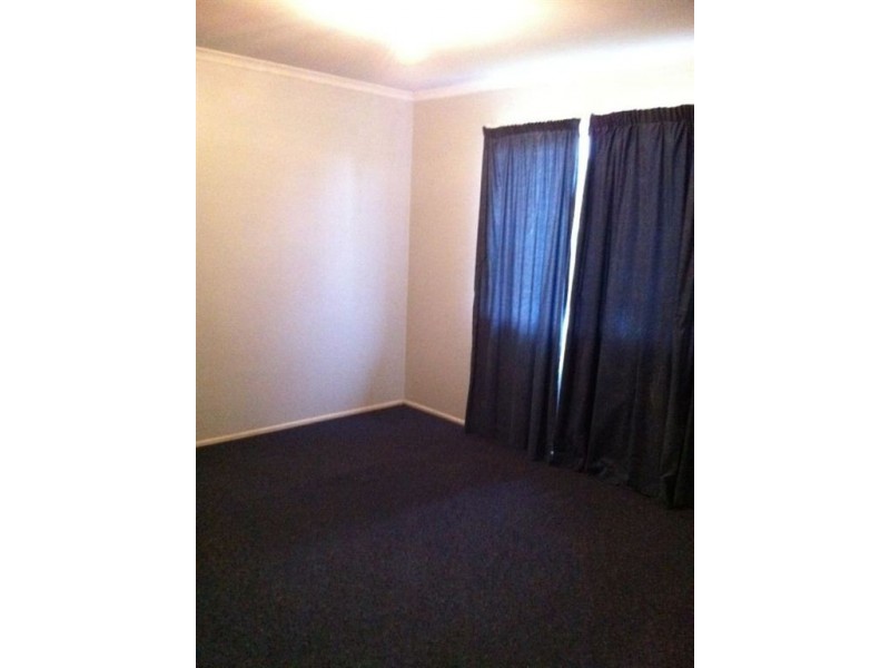 7 Yolla Street, Eagleby QLD 4207