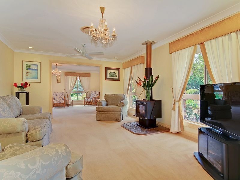 1 Jillian Court, Logan Village QLD 4207