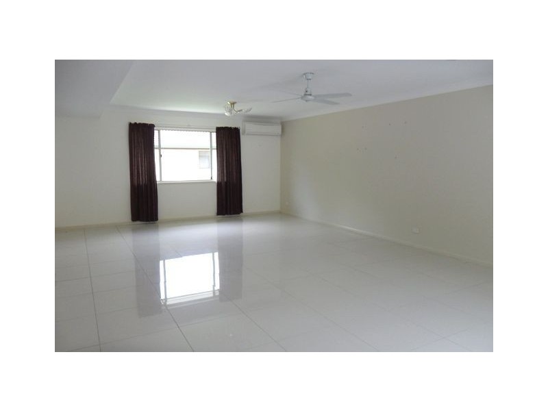 10 Sheridan Crescent, Shailer Park QLD 4128