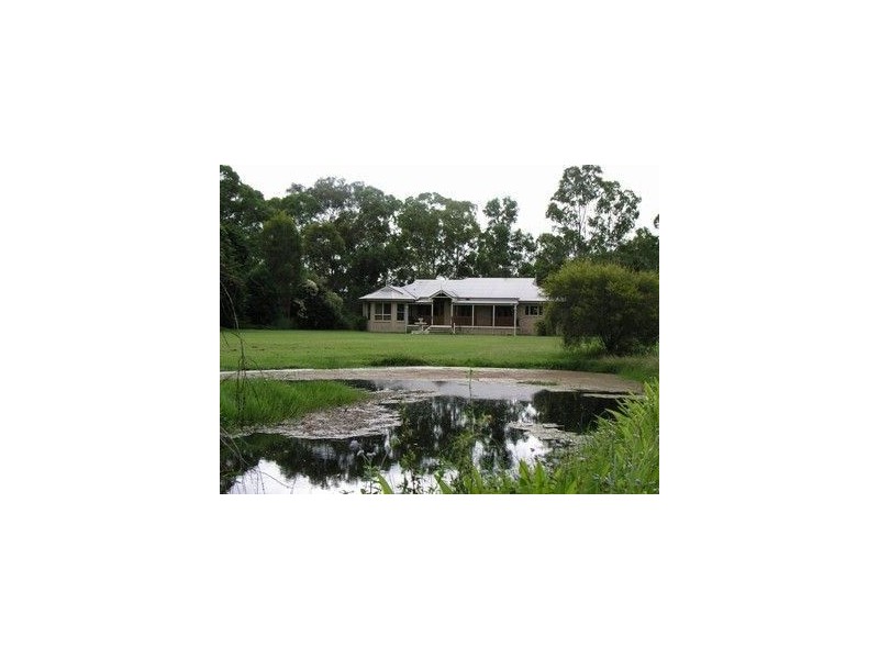 37 Sunbury Street, Buccan QLD 4207