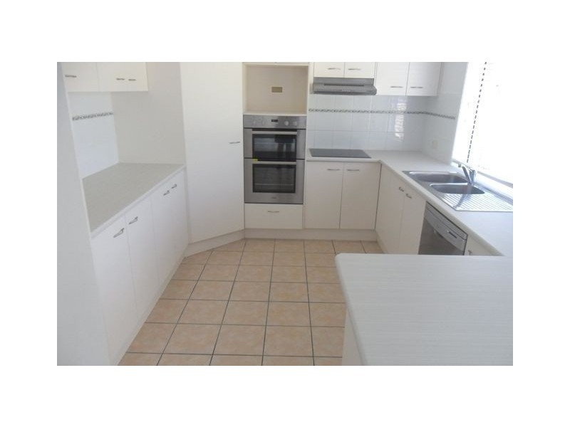 4 Meiland Place, Meadowbrook QLD 4131
