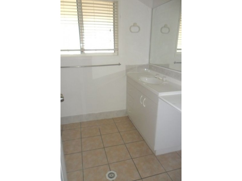4 Meiland Place, Meadowbrook QLD 4131