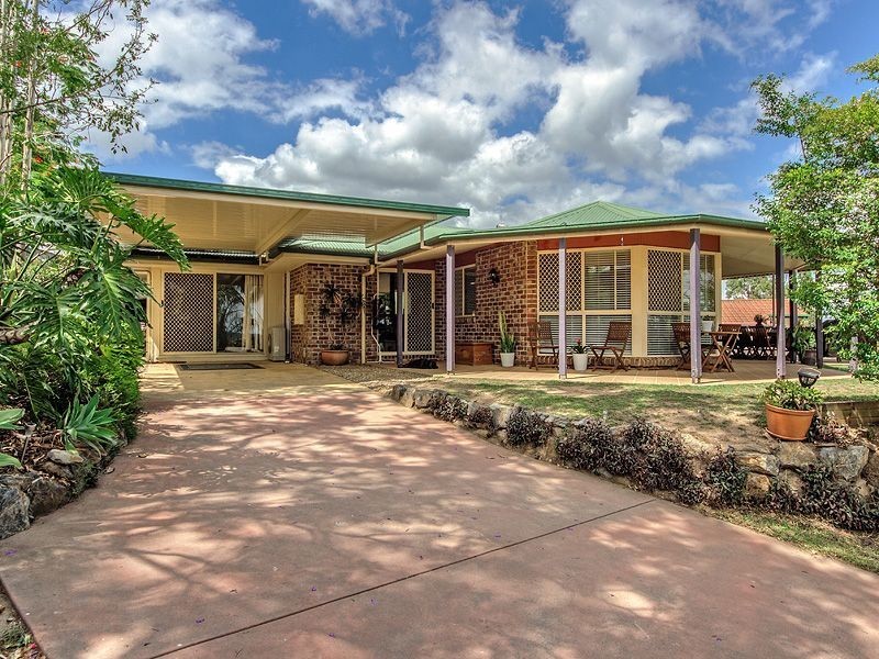 9 Jager Place, Edens Landing QLD 4207