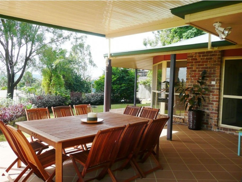 9 Jager Place, Edens Landing QLD 4207