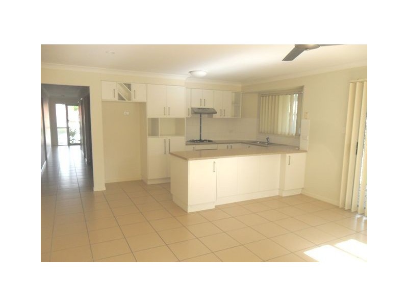 9 Shelley Avenue, Mount Warren Park QLD 4207