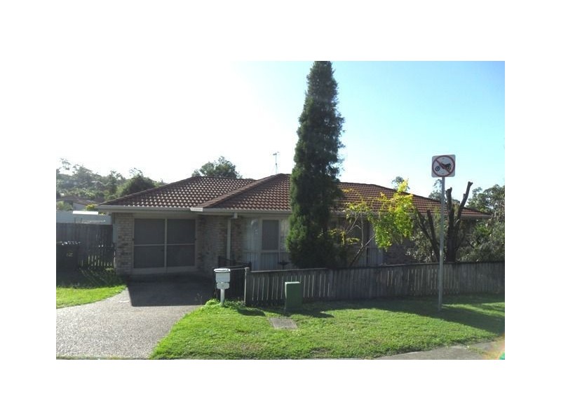 12 Eden Close, Edens Landing QLD 4207