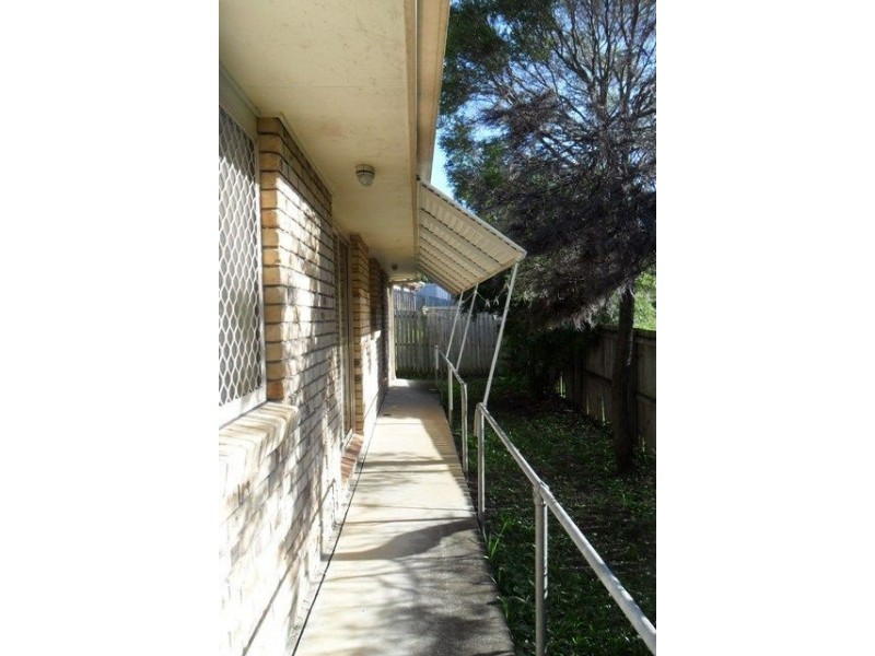 12 Eden Close, Edens Landing QLD 4207