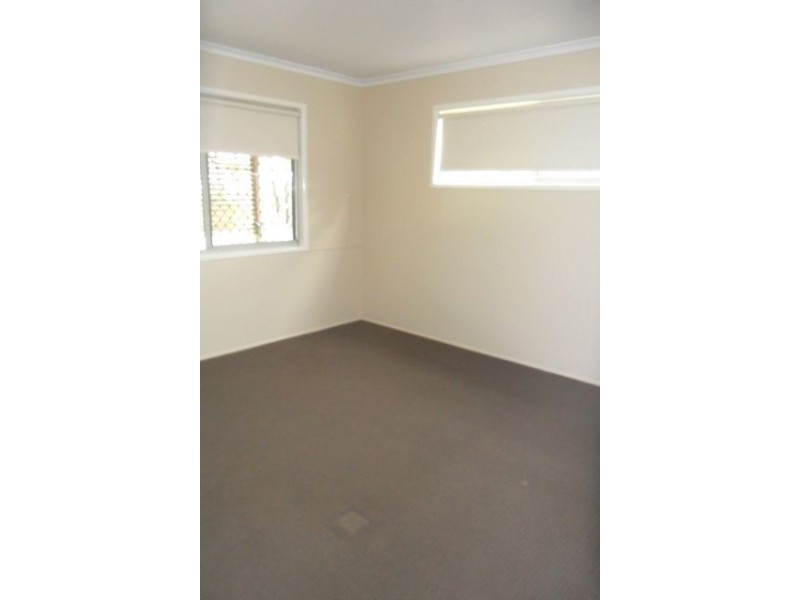 4 Turnbull St, Shailer Park QLD 4128