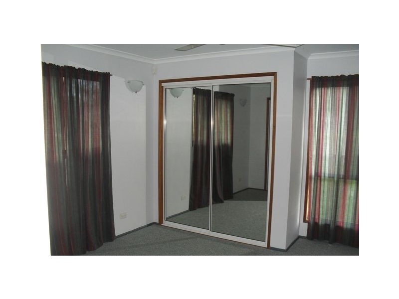 45 Talinga Drive, Park Ridge QLD 4125